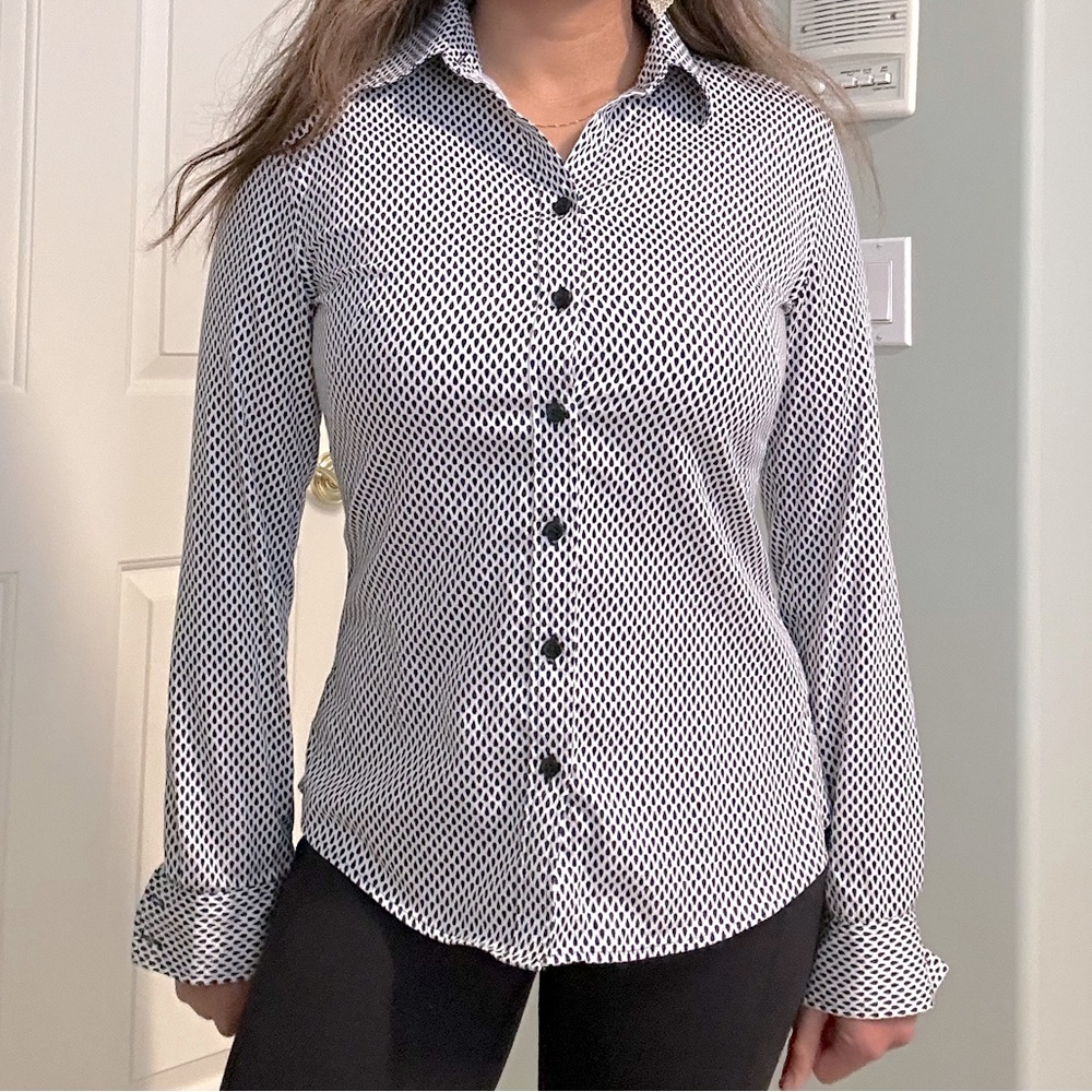 ⭐️ 4P Banana Republic Non-Iron Button Down Shirt